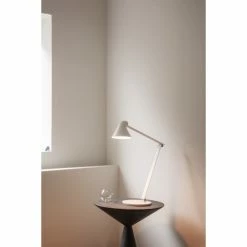 Louis Poulsen NJP Tischleuchte LED Weiß, 1-flammig