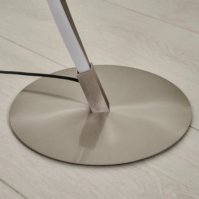 Hofstein Wellington Stehleuchte LED Edelstahl, 2-flammig 6 Hofstein Wellington Stehleuchte LED Edelstahl, 2-flammig – Bild 6